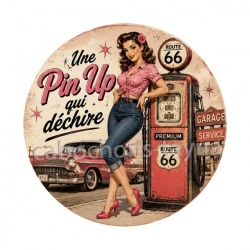 une pin up qui déchire