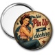Miroir de poche - une pin up qui déchire