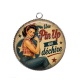 Pendentif Cabochon Argent - une pin up qui déchire