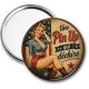 Miroir de poche - une pin up qui déchire