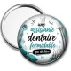 Miroir de poche - une assistante dentaire formidable qui déchire