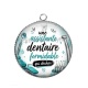 Pendentif Cabochon Argent - une assistante dentaire formidable qui déchire