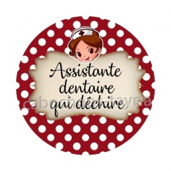 assistante dentaire qui déchire