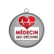 Pendentif Cabochon Argent - médecin qui déchire