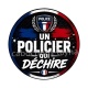 un policier qui déchire