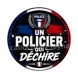 un policier qui déchire