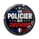 Cabochon Verre - un policier qui déchire