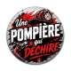 Cabochon Résine - une pompière qui déchire, pompier femme