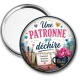 Miroir de poche - une patronne qui déchire